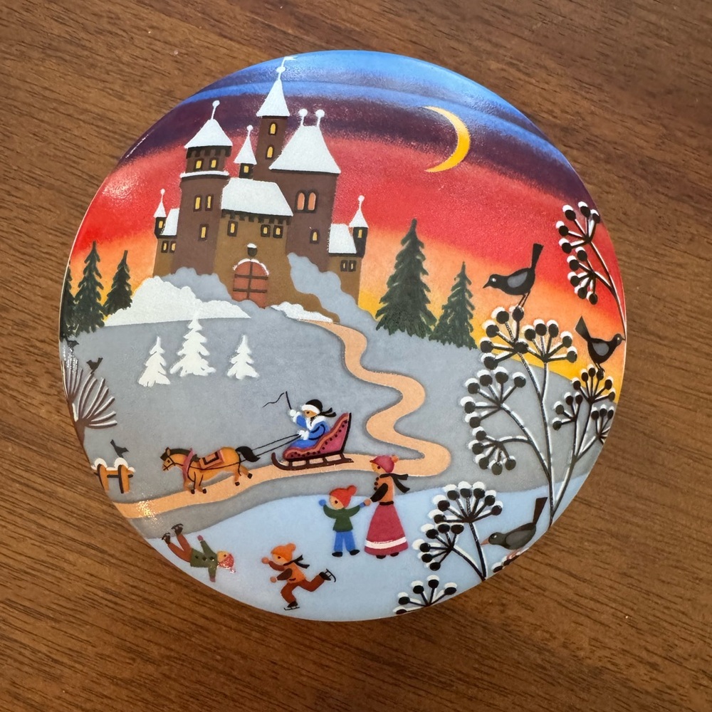 Reutter Porzellan West Germany Porcelain Trinket Box Winter Scene